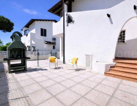 Eden 6– villetta climatizzata con giardino e terrazzo in affitto al lido di pomposa, a pochi passi dal mare